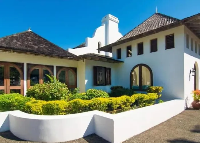 Hospitality Expert Half Hill 3br Pool Apartment Montego Bay