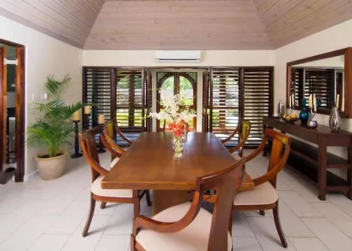Hospitality Expert Half Hill 3br Pool * Montego Bay