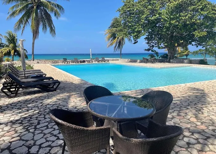 Hospitality Expert Half Hill 3br Pool Montego Bay