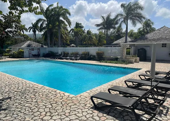 Hospitality Expert Half Hill 3br Pool Apartment Montego Bay